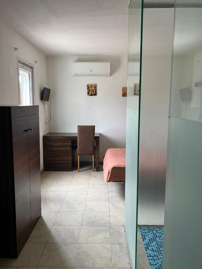 Hostal - Restaurante Asador Esperanza Huesca Eksteriør bilde