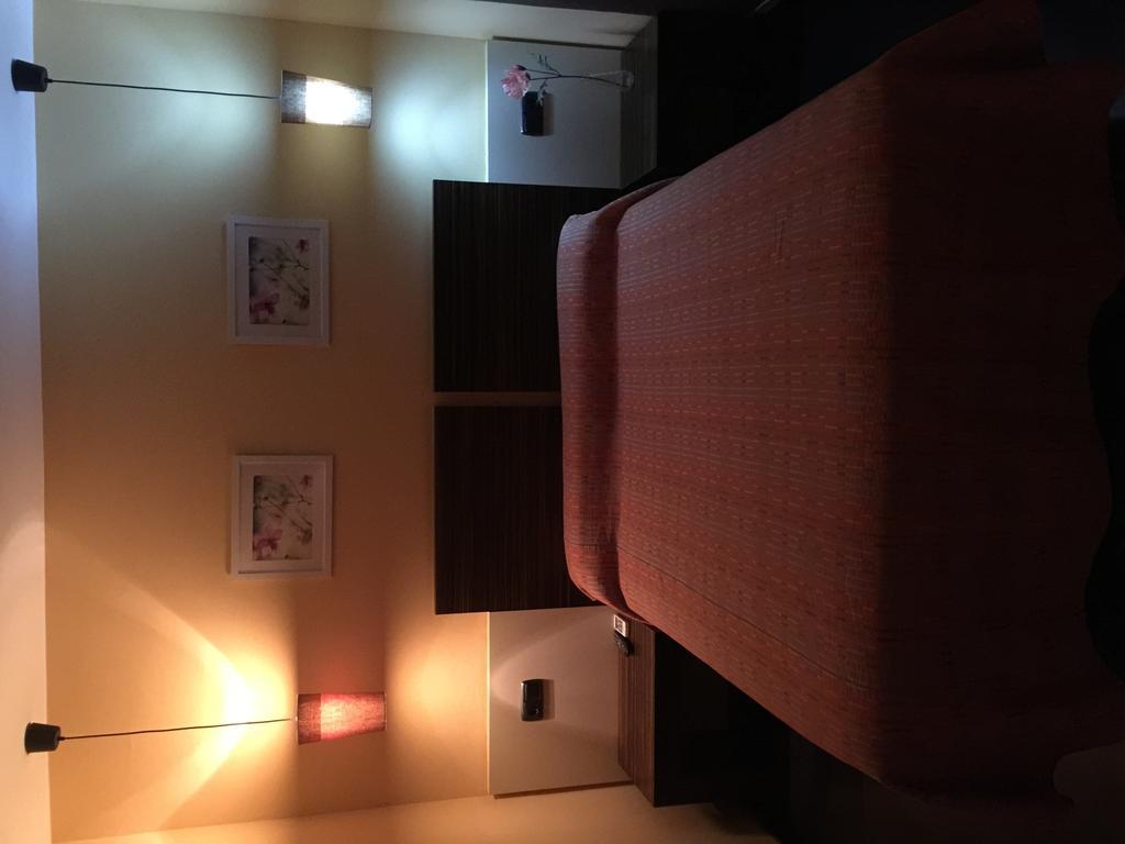 Hostal - Restaurante Asador Esperanza Huesca Eksteriør bilde